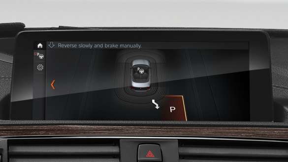 Asistente de Estacionamiento.